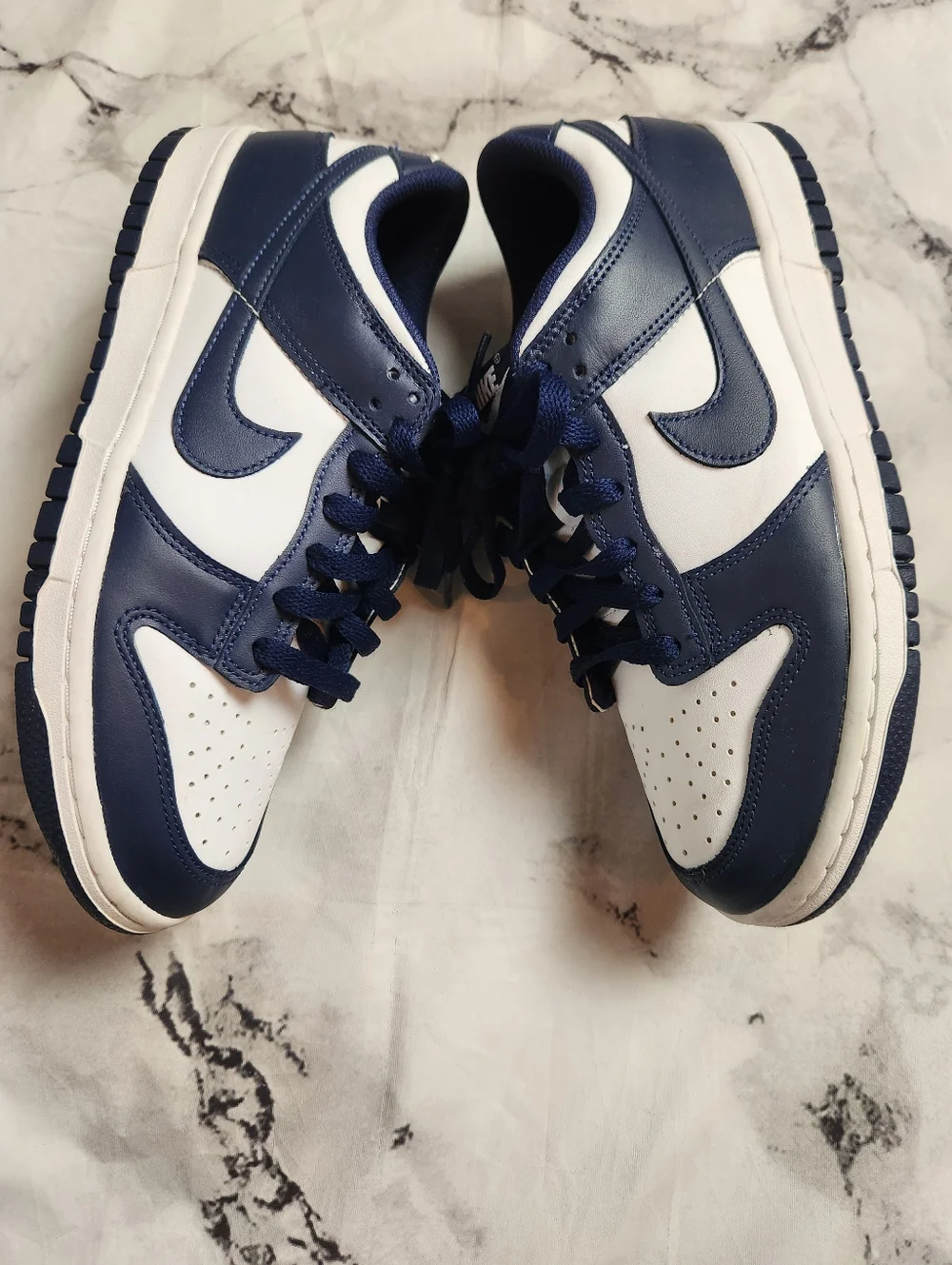 Nike classic low